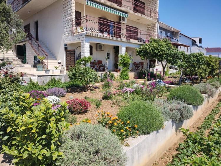 Apartments Tomas Trogir Eksteriør billede